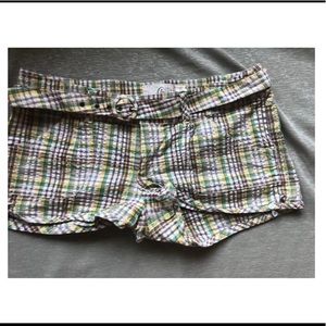 Vintage guess plaid shorts